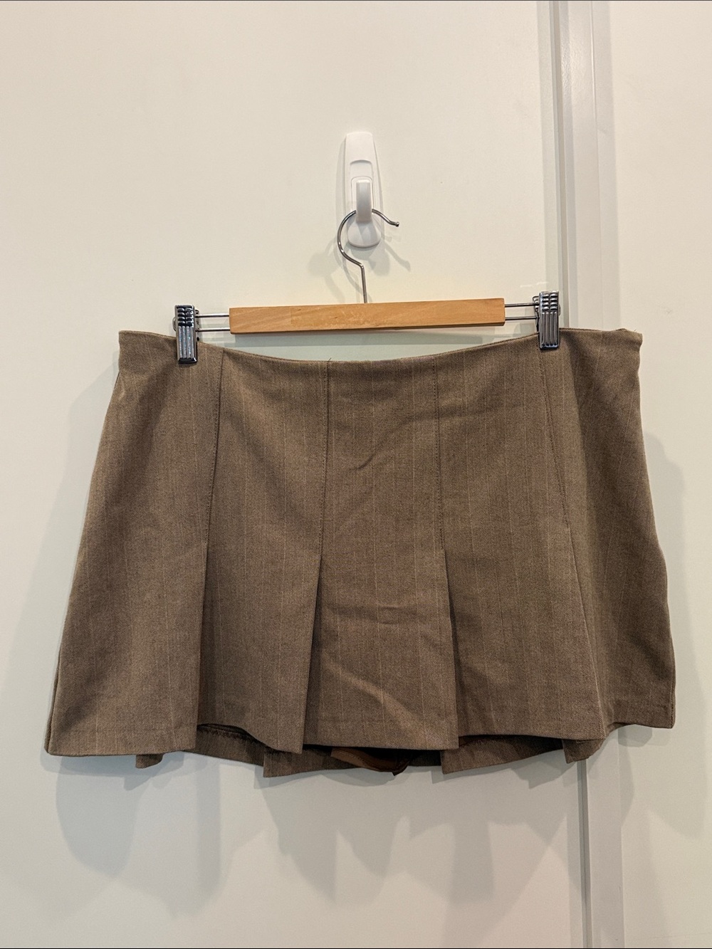 Abercrombie & Fitch Cream Tan Skirt Skort